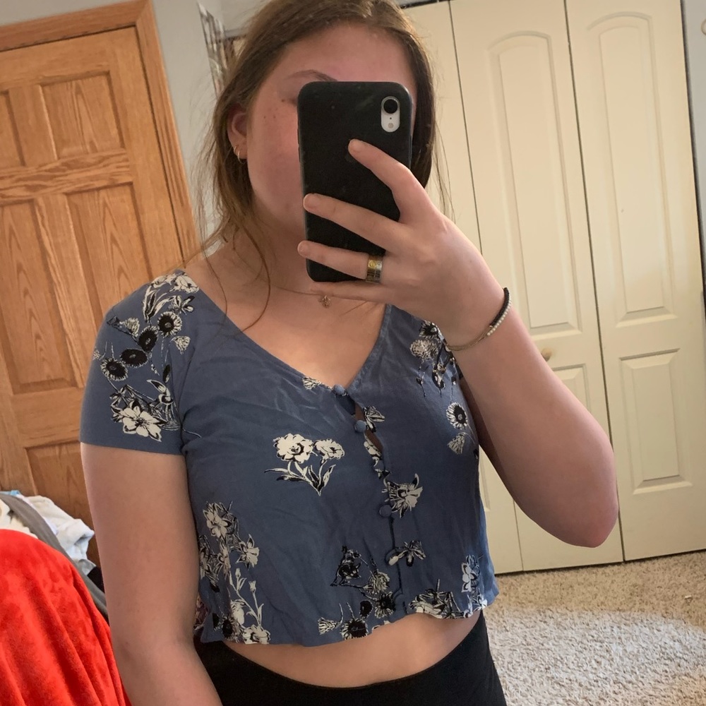 crop top